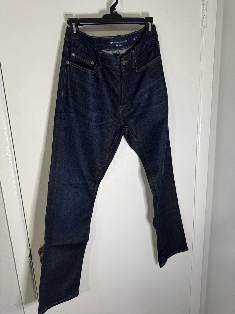 Banana Republic Men’s 32x30 Dark Indigo Slim Fit Traveler Jeans